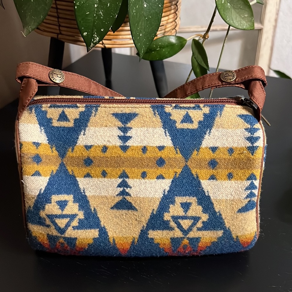 Pendleton Bag - Picture 3 of 13